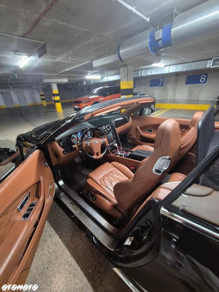Bentley Continental GT - 16