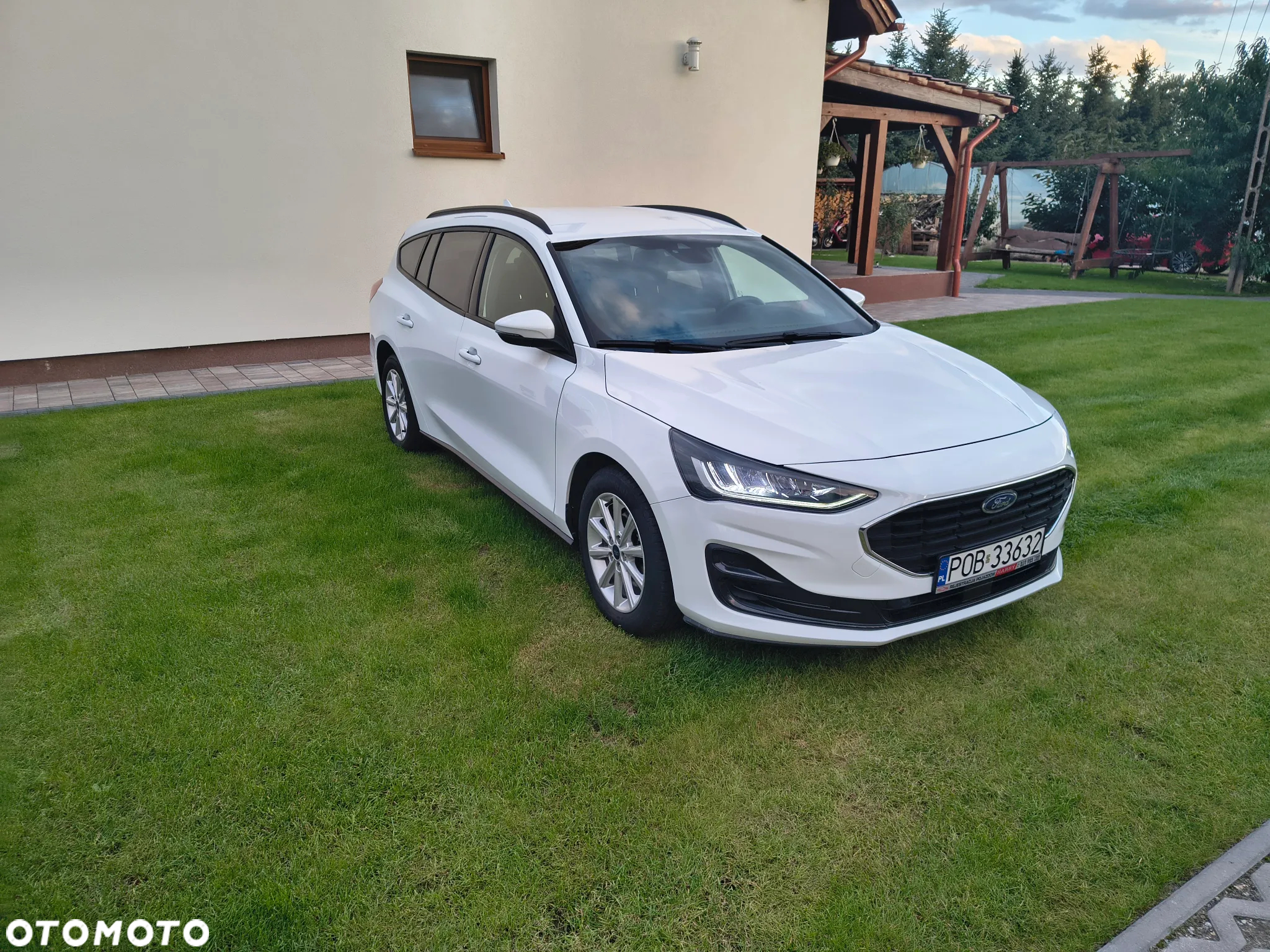 Ford Focus 1.0 EcoBoost Hybrid ACTIVE - 3