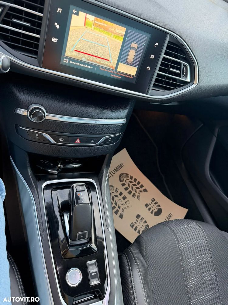 Peugeot 308 SW BlueHDi 130 EAT6 Stop & Start Allure - 15