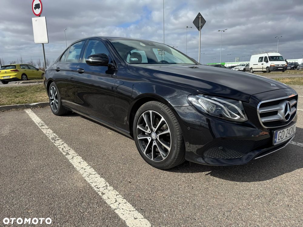 Mercedes-Benz Klasa E 200 9G-TRONIC - 3