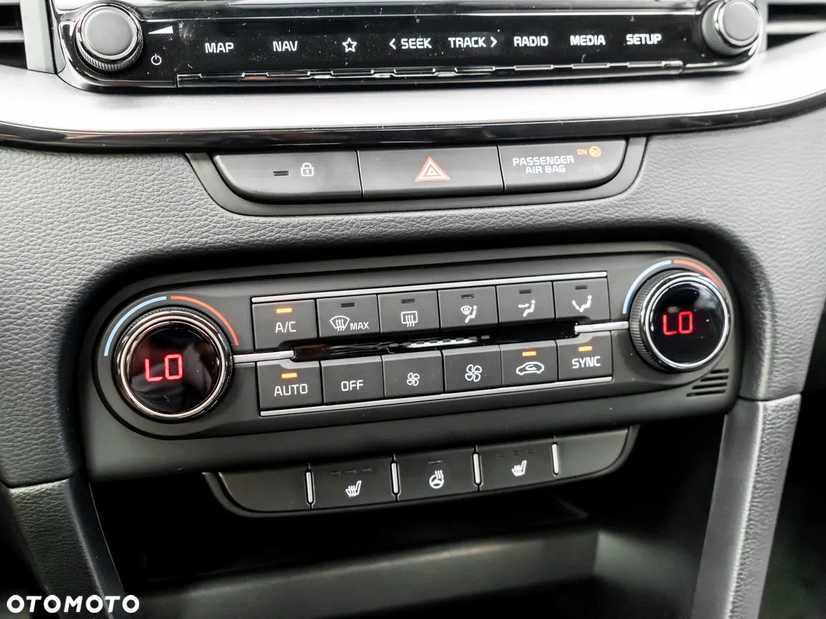 Kia Ceed 1.5 T-GDI Tribute - 26