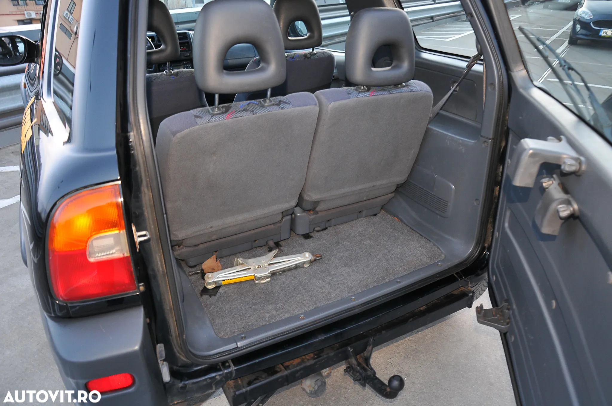 Toyota RAV4 4x4 - 16