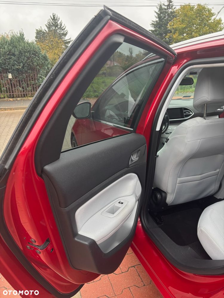 Peugeot 308 BlueHDi 150 EAT6 Stop & Start Allure - 24