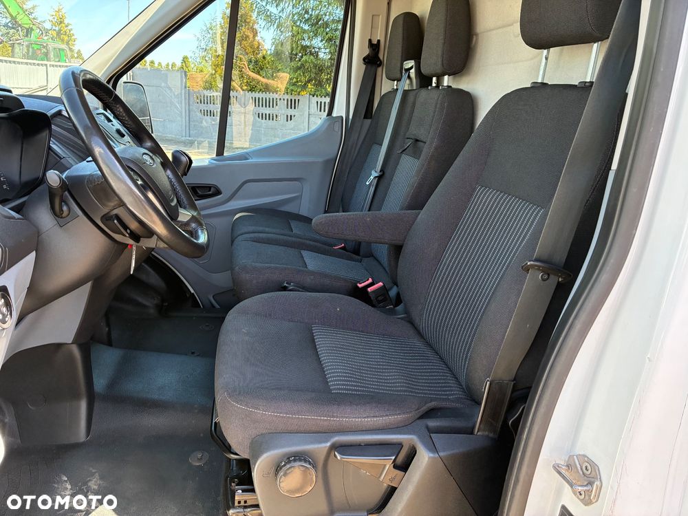 Ford Transit - 9