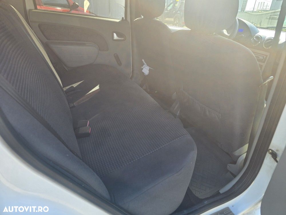 Dacia Logan 1.4 MPI Ambiance - 22