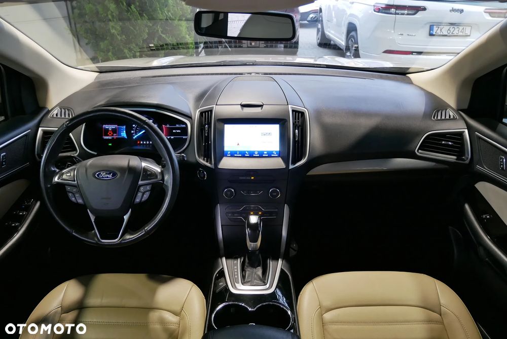 Ford Edge - 18