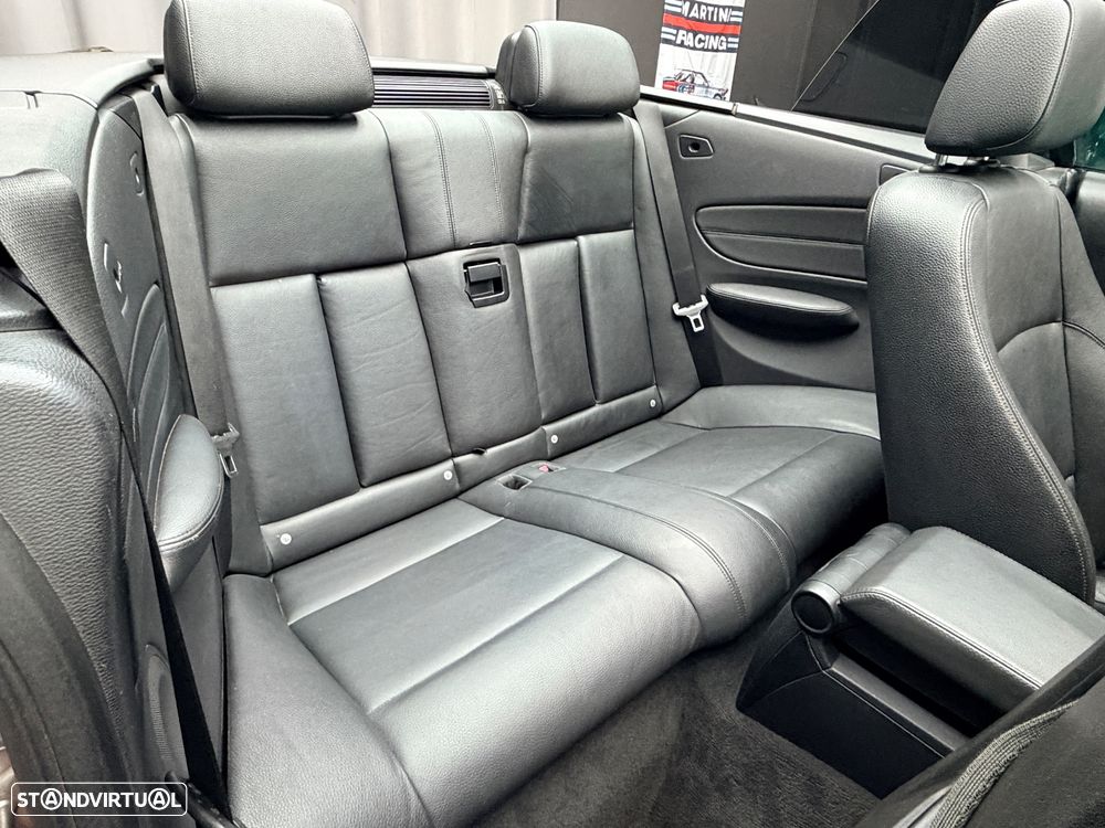 BMW 123 d Cabrio - 32