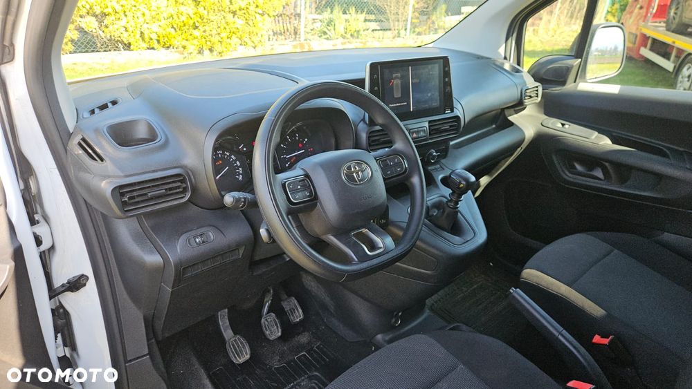 Toyota proace city - 13