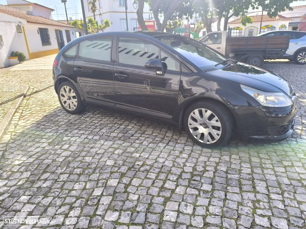 Citroën C4 1.6 HDi 110 VTR Pack - 4