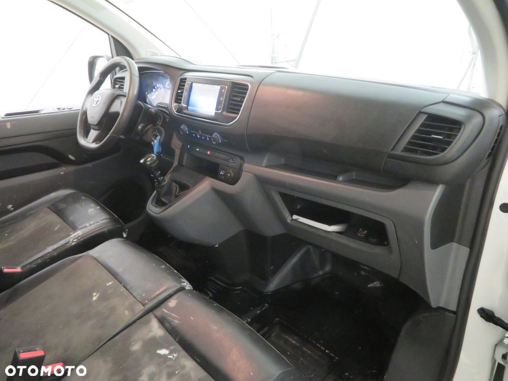 Toyota ProAce - 11