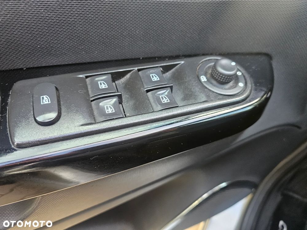 Renault Captur 1.5 dCi Energy Zen Plus EDC - 8