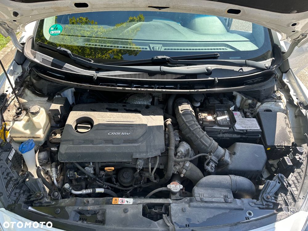 Hyundai i30 blue 1.6 CRDi Classic - 10