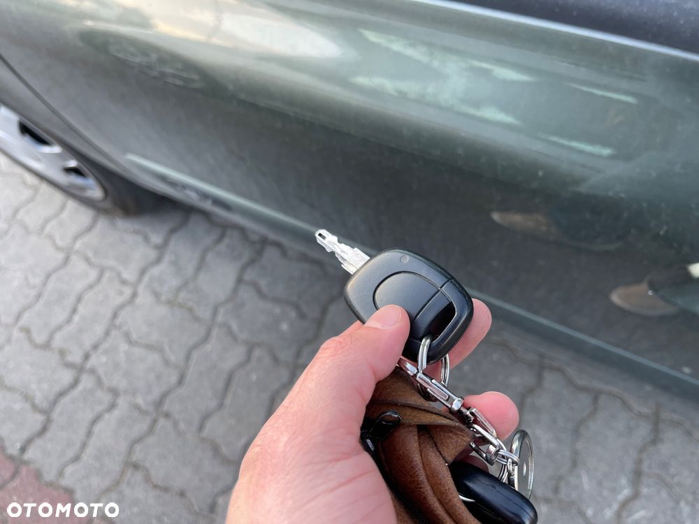 Renault Thalia 1.2 16V All Inclusive - 8