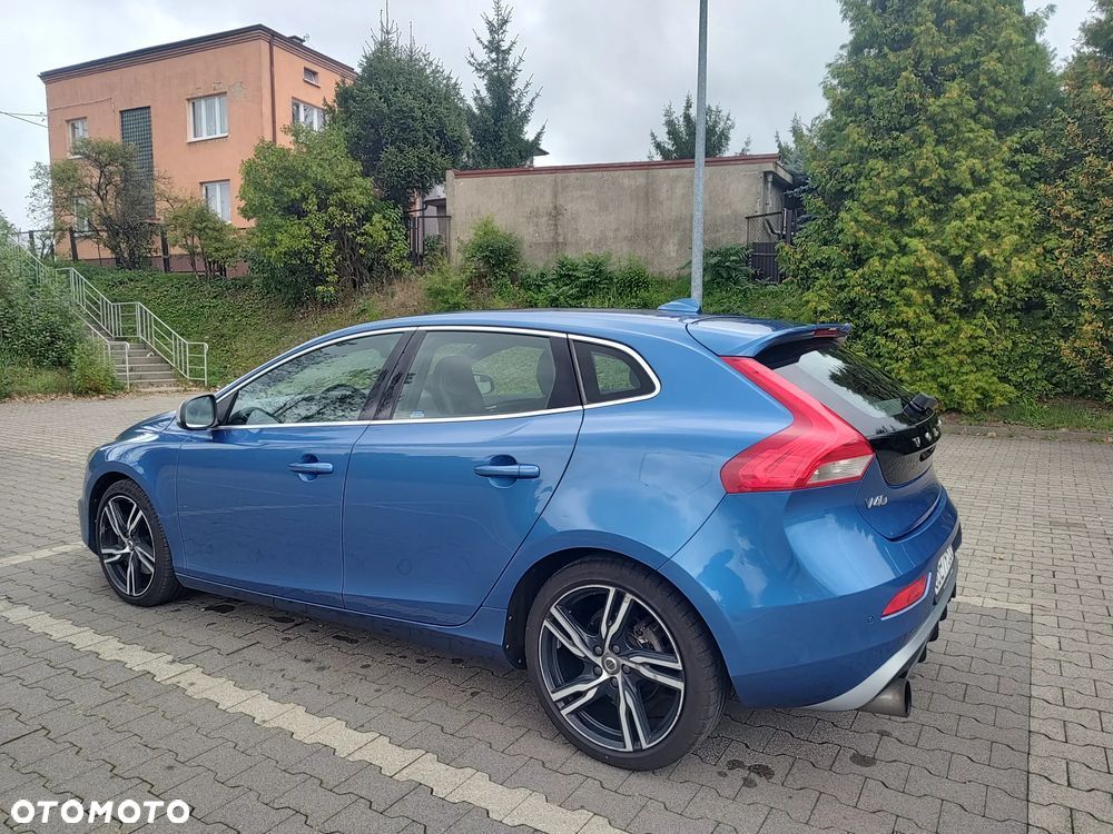 Volvo V40 T5 Drive-E R-Design Momentum - 3
