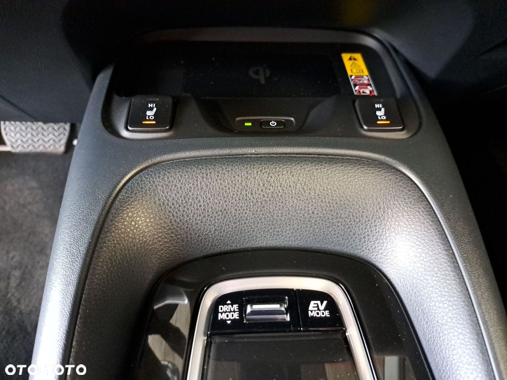 Toyota Corolla 1.8 Hybrid Comfort - 27