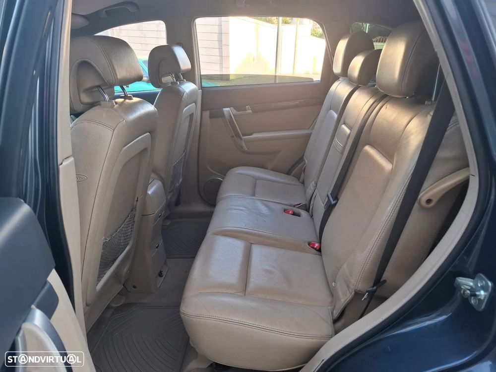 Chevrolet Captiva 2.0 VCDi LT 7L - 21