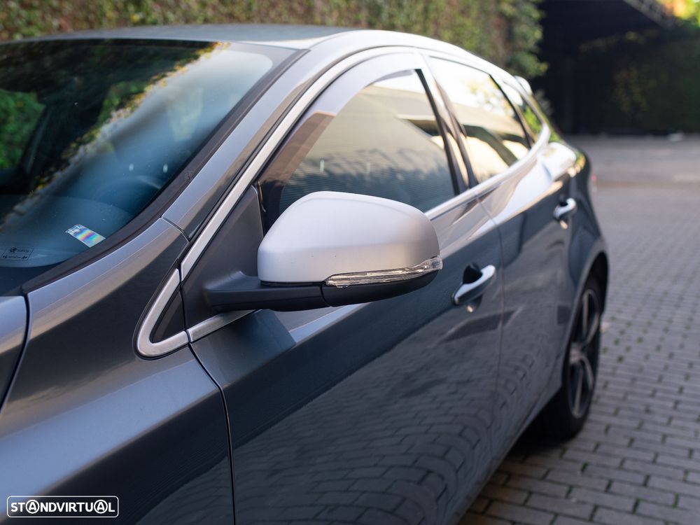 Volvo V40 2.0 D3 R-Design Geartronic - 7