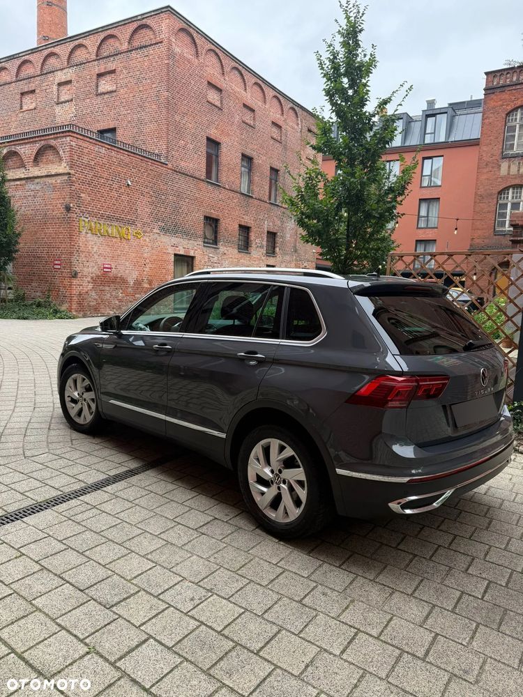 Volkswagen Tiguan 2.0 TDI SCR Elegance DSG - 5