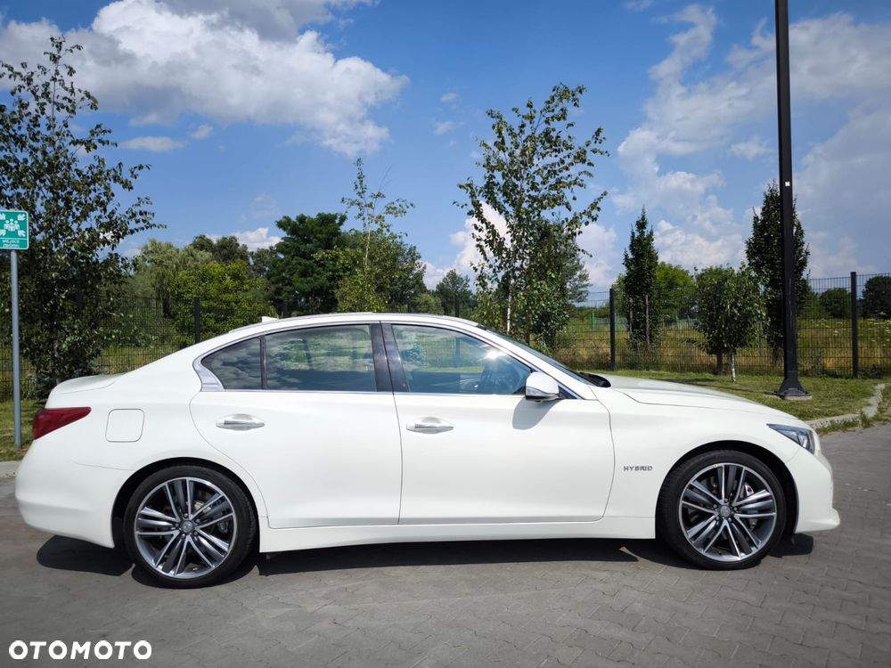Infiniti Q50 - 37