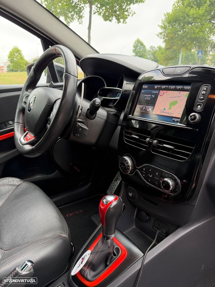 Renault Clio 1.6 T RS EDC - 10