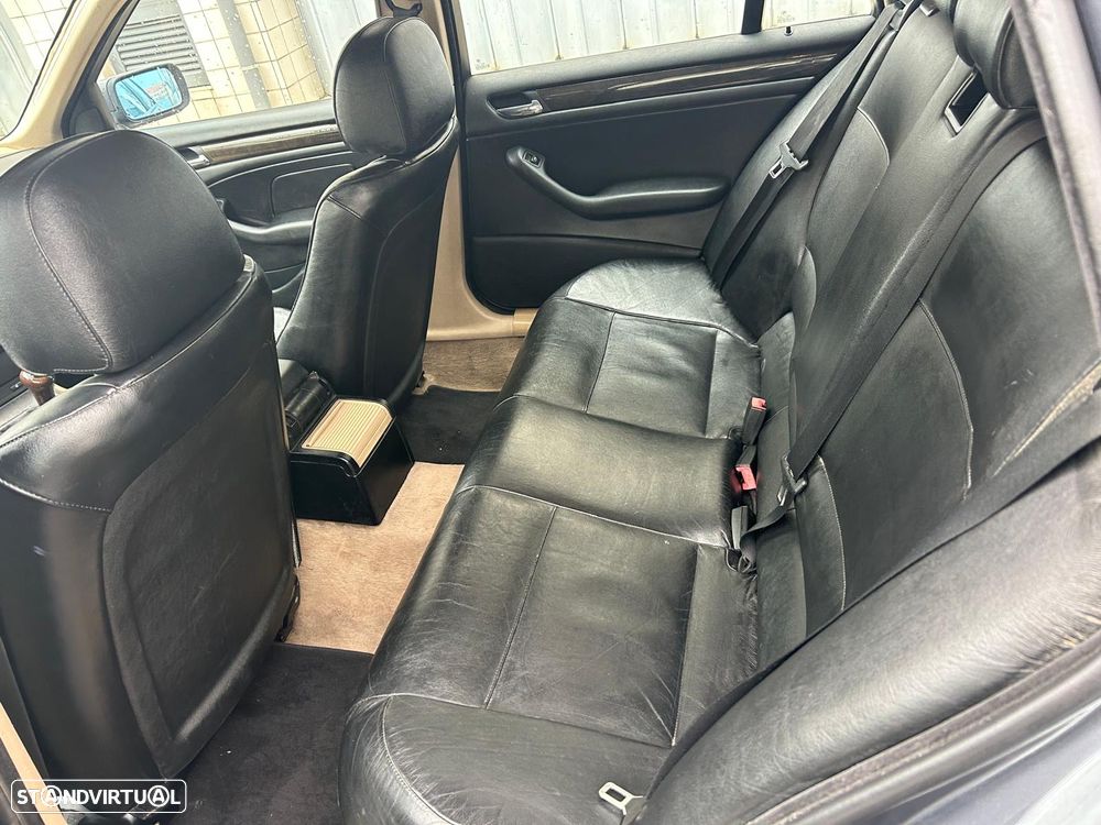 BMW 320 d Touring - 6