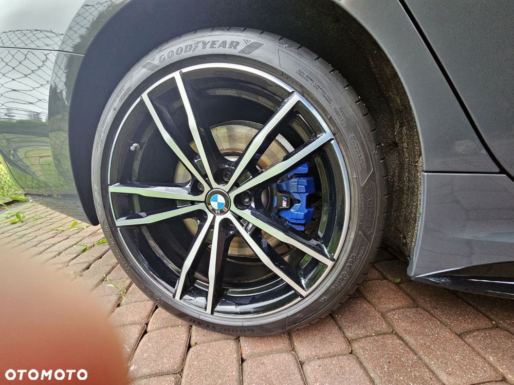 BMW Seria 3 320d M Sport sport - 11