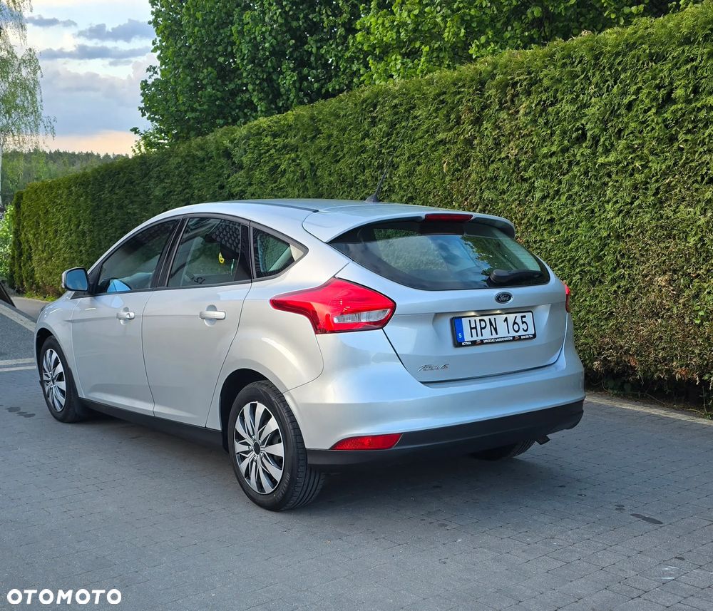 Ford Focus 1.6 Ti-VCT Sport - 3