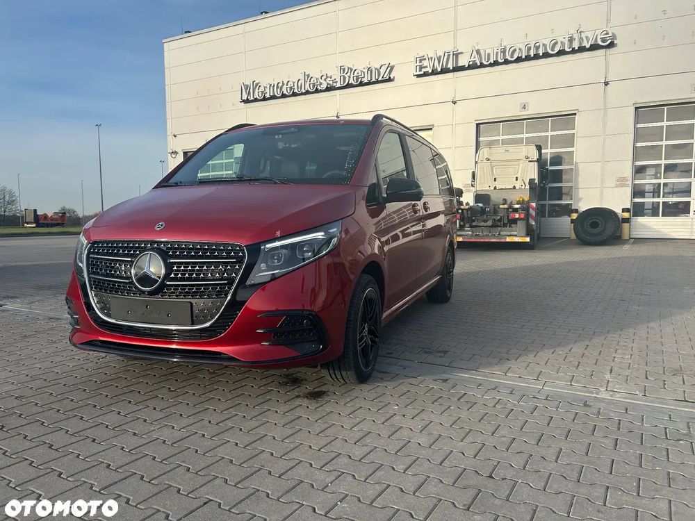 Mercedes-Benz Klasa V 300 d 4-Matic 9G-Tronic Exclusive (d³ugi) - 3