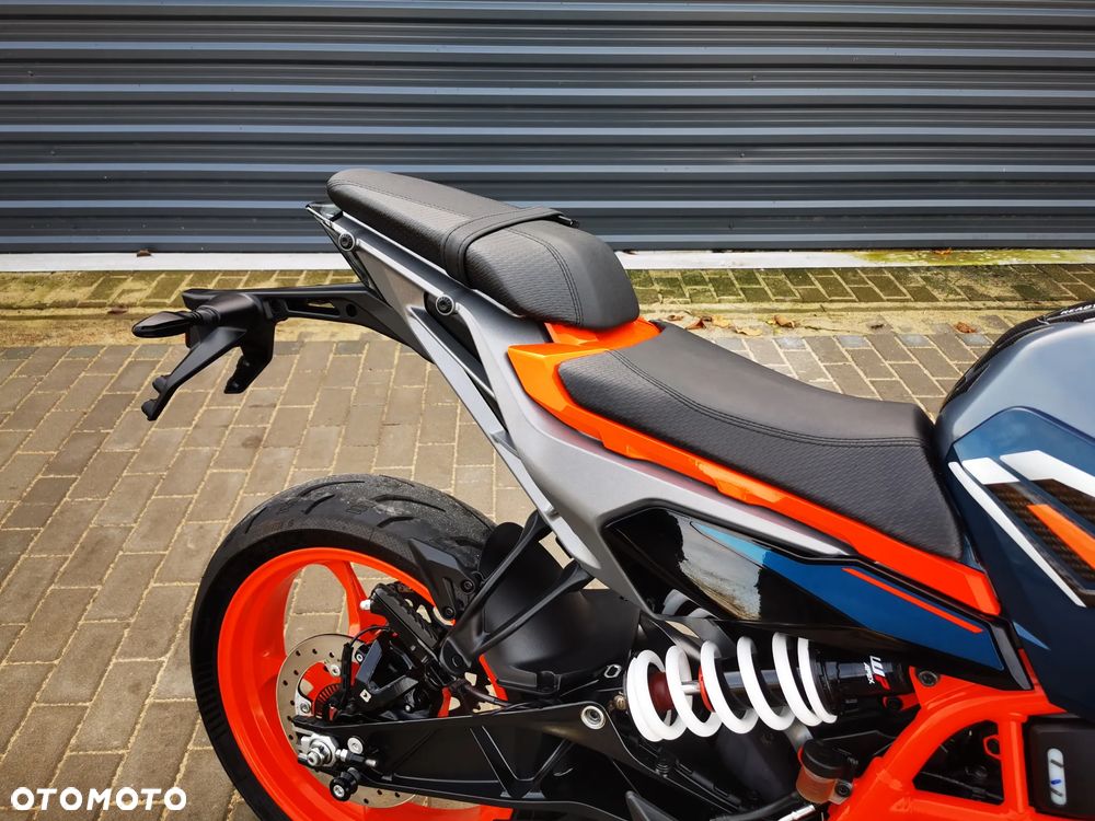 KTM Duke - 10
