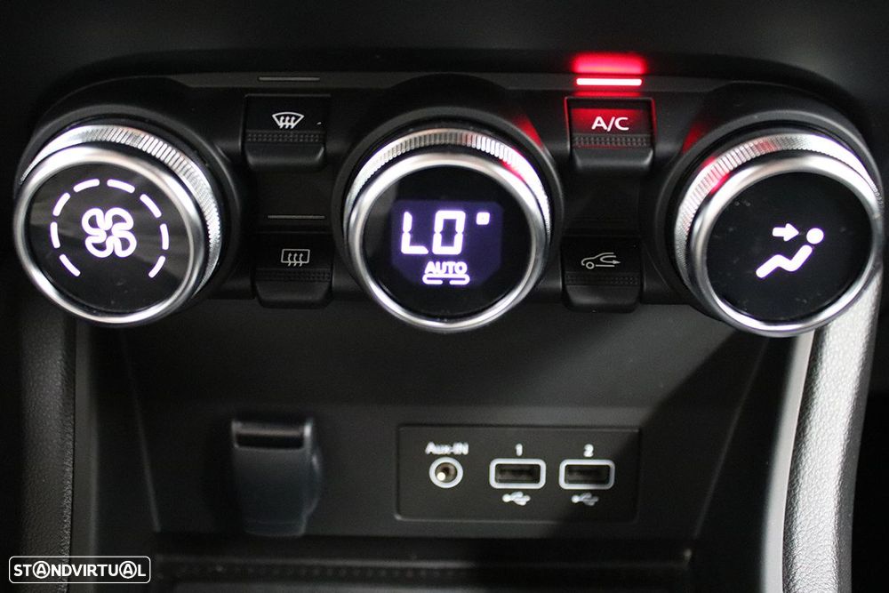 Renault Captur 1.0 TCe Techno Bi-Fuel - 13