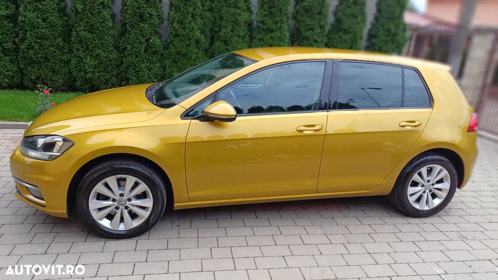 Volkswagen Golf 1.6 TDI SCR DSG Comfortline - 3