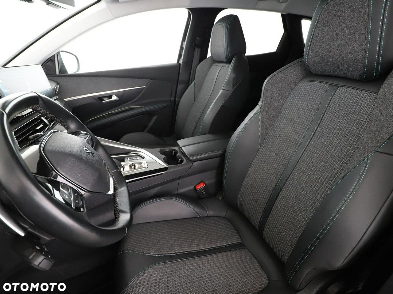 Peugeot 3008 1.6 PureTech Hybrid PHEV Allure S&S EAT8 - 9