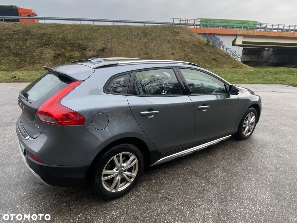 Volvo V40 T3 Drive-E Momentum - 20