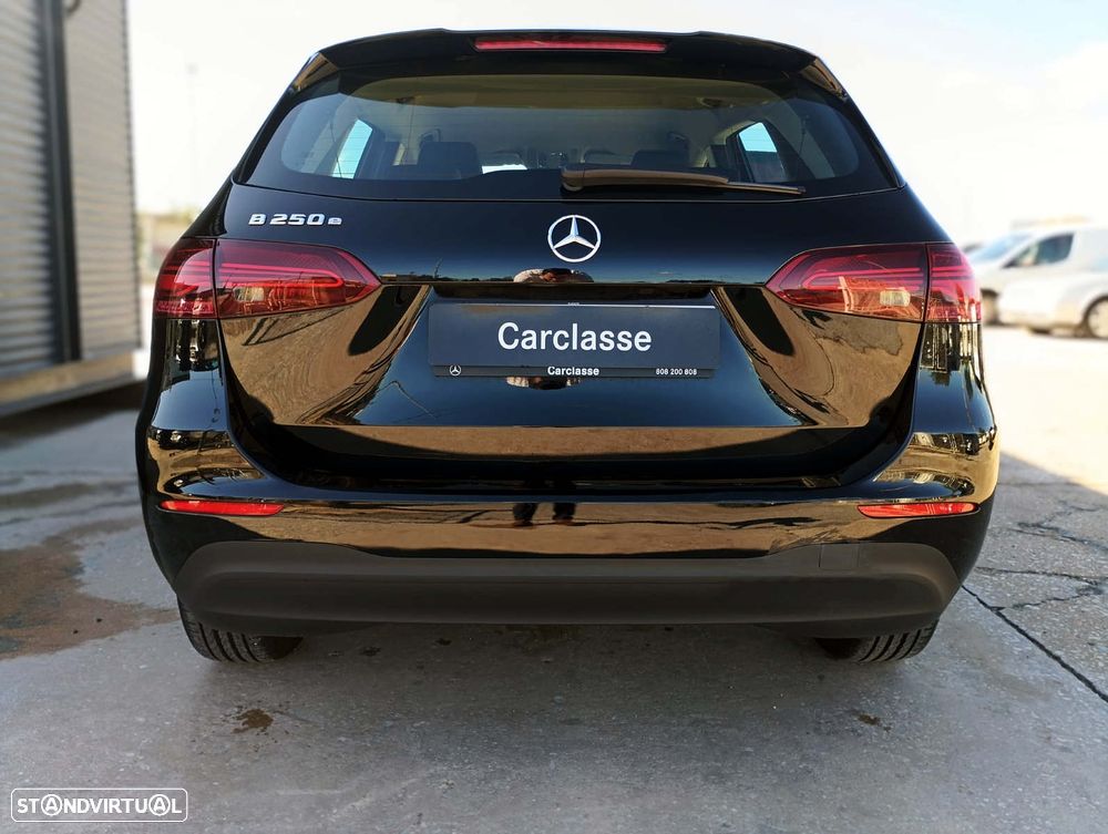 Mercedes-Benz B 250 e - 8