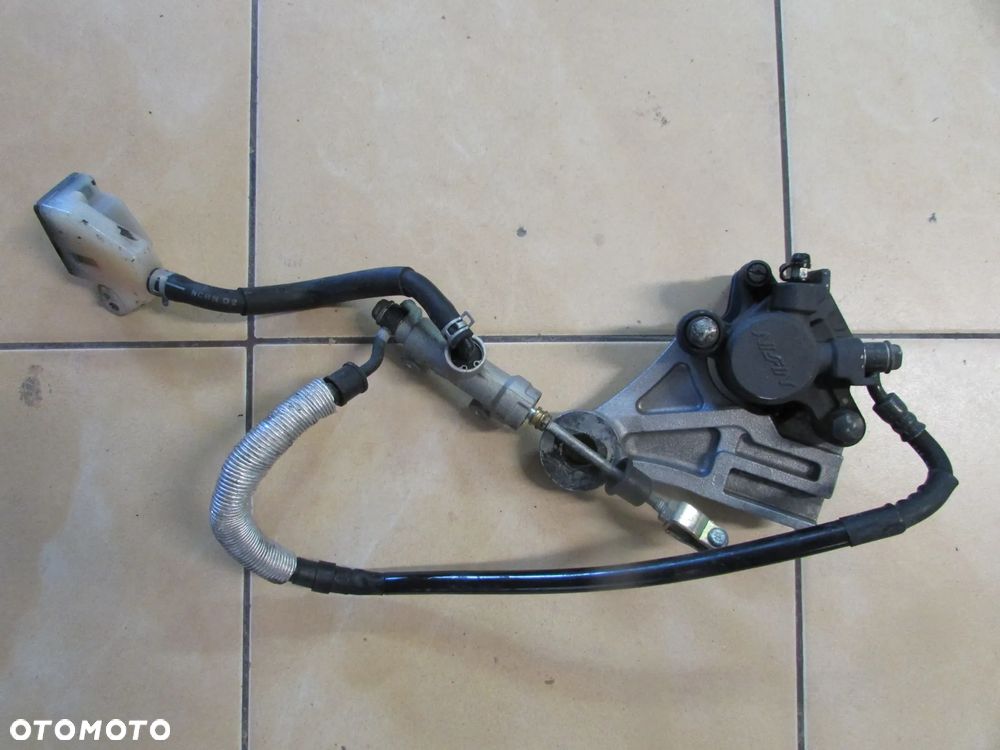 Suzuki DL1000 V-Strom 02-08 zacisk pompa hamulca tył - 1