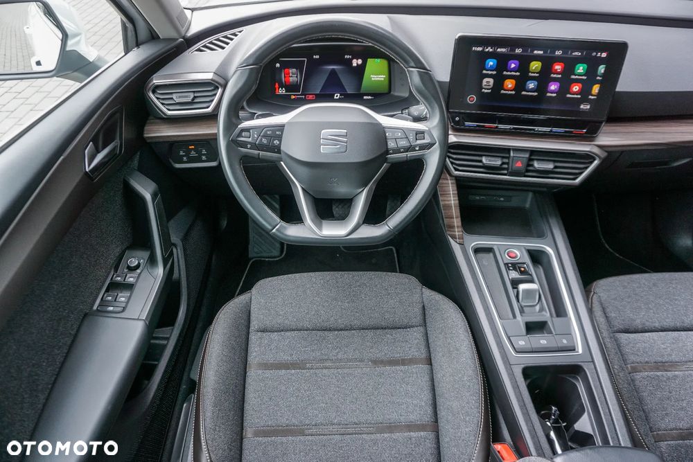 Seat Leon 1.5 eTSI Xcellence DSG - 35