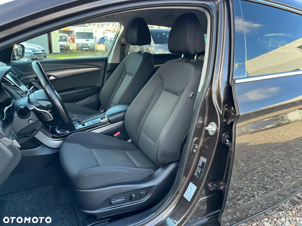 Hyundai i40 Kombi 2.0 Automatik Family+ - 13