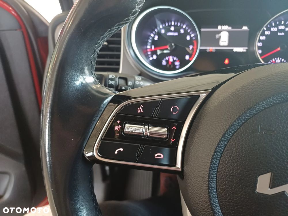 Kia XCeed 1.5 T-GDI M - 17