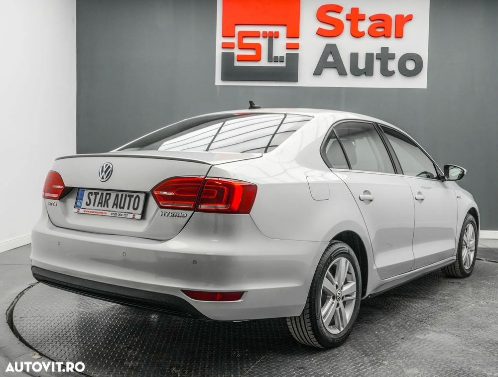 Volkswagen Jetta - 6