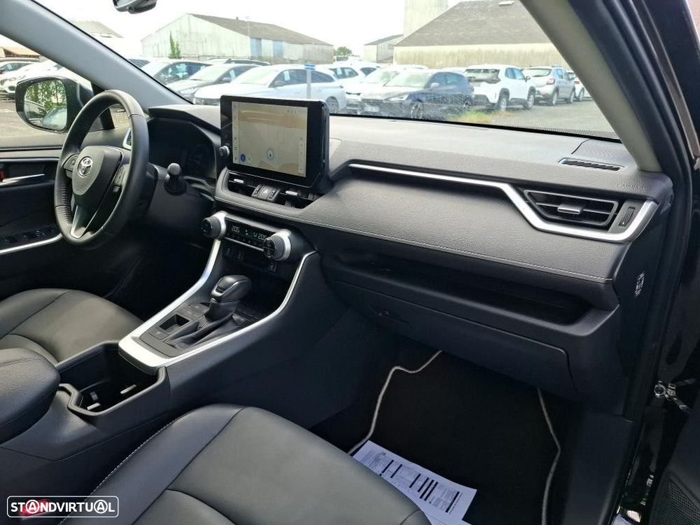 Toyota RAV4 2.5 HDF Comfort - 10