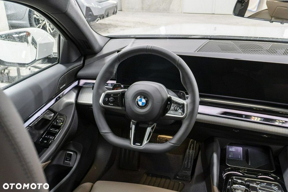 BMW Seria 5 - 17