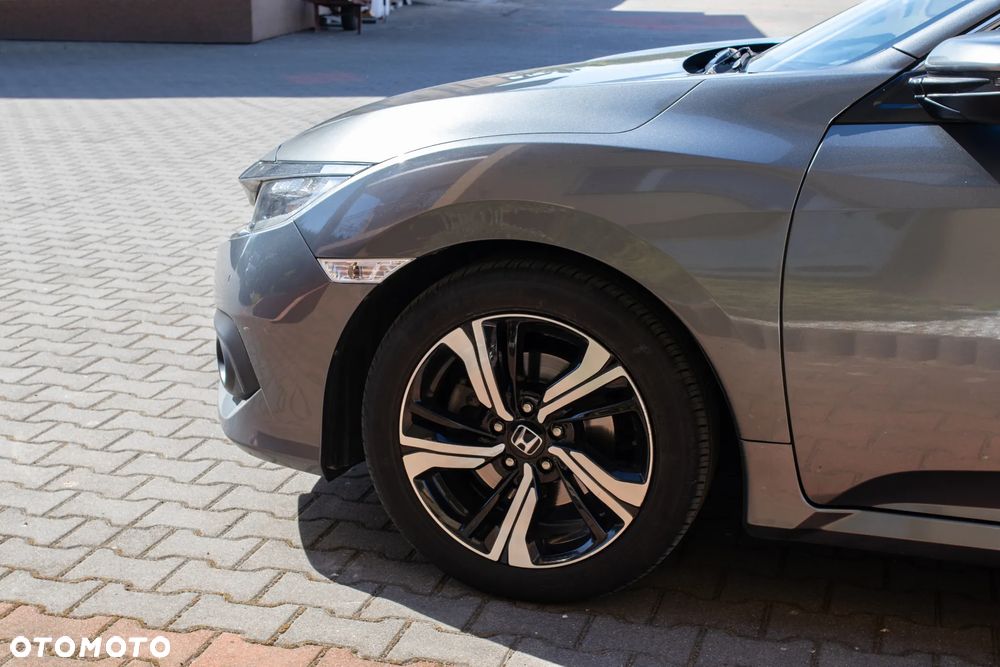 Honda Civic 1.5 T Executive - 18