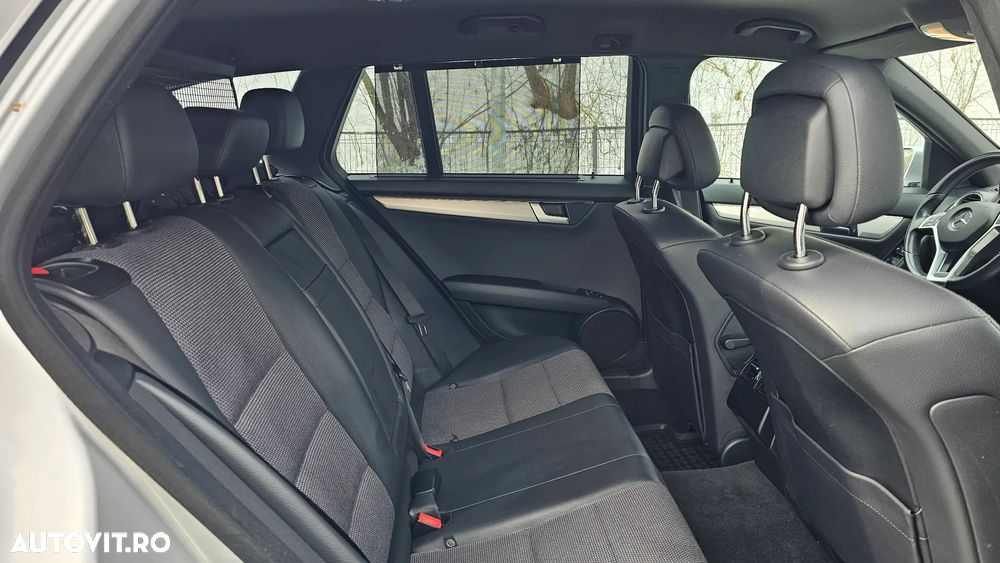 Mercedes-Benz C 250 CDI 7G-TRONIC Edition - 28