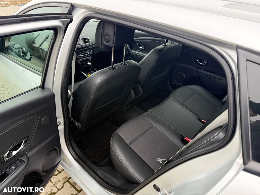 Renault Megane ENERGY dCi 110 Start & Stop Bose Edition - 9