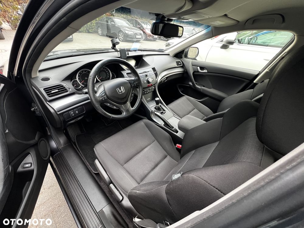 Honda Accord 2.0 Lifestyle - 16