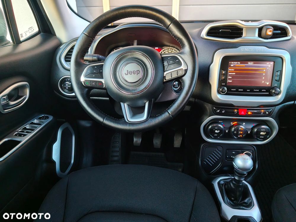 Jeep Renegade 1.4 MultiAir Limited - 21