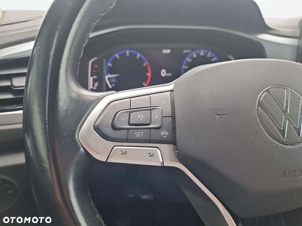 Volkswagen T-Roc 1.5 TSI Life - 15