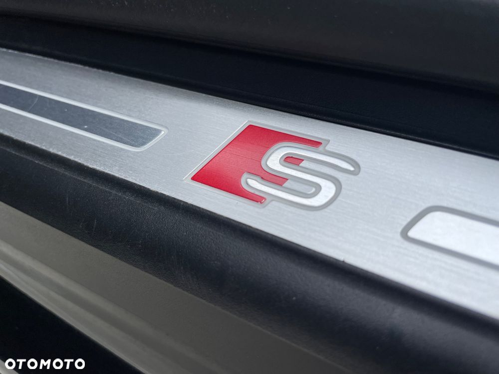 Audi Q7 55 TFSI mHEV Quattro S Line Tiptr - 33