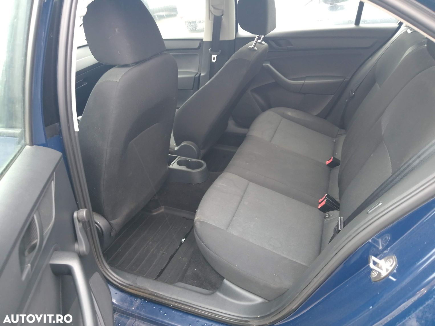 Skoda RAPID Spaceback 1.6 TDI Ambition - 9
