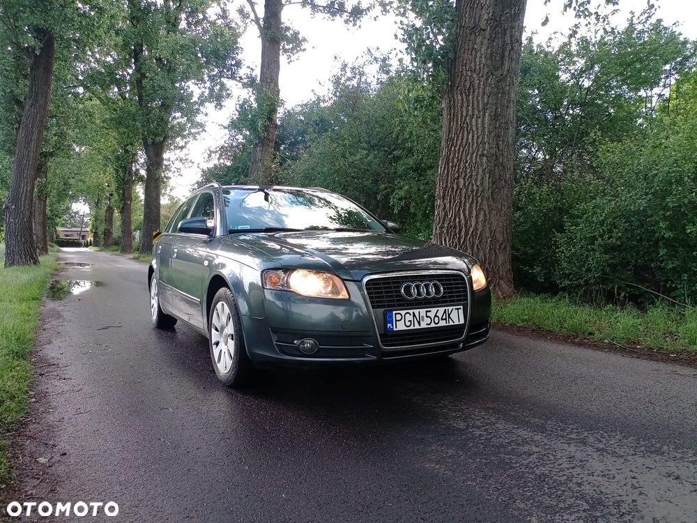 Audi A4 Avant 2.0 TDI - 10